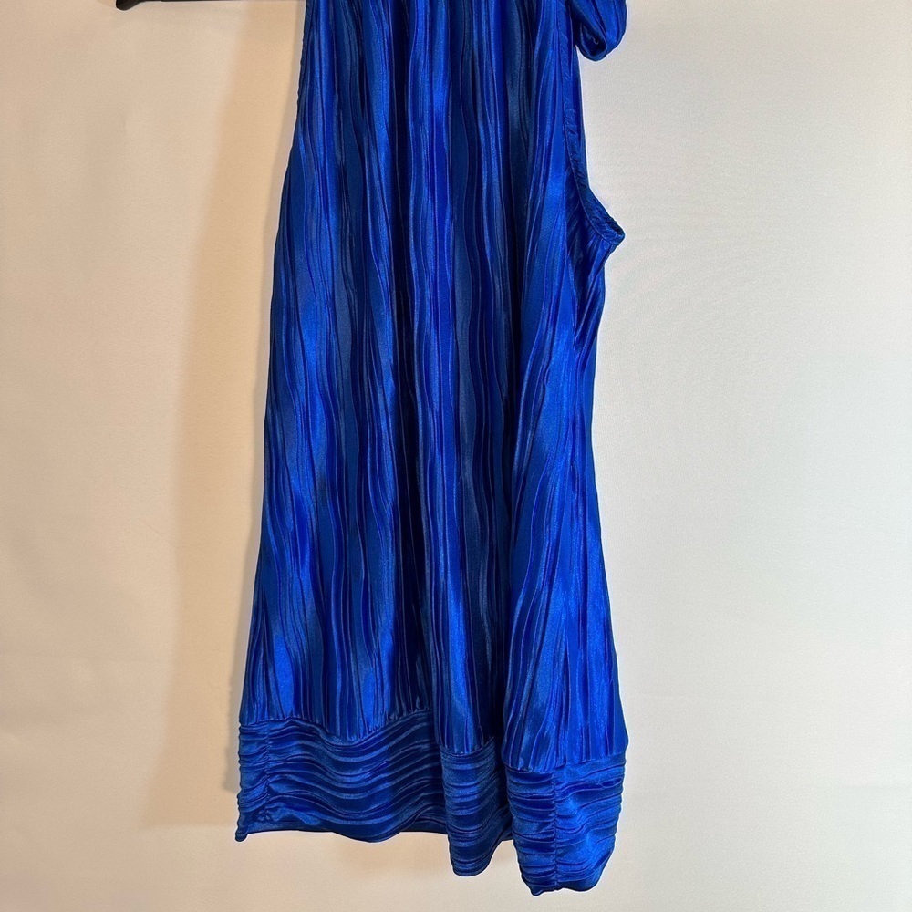 Heart Soul Womens Blouse Size M Sleeveless Halter Tie Bow Neckline Royal Blue - Picture 7 of 13